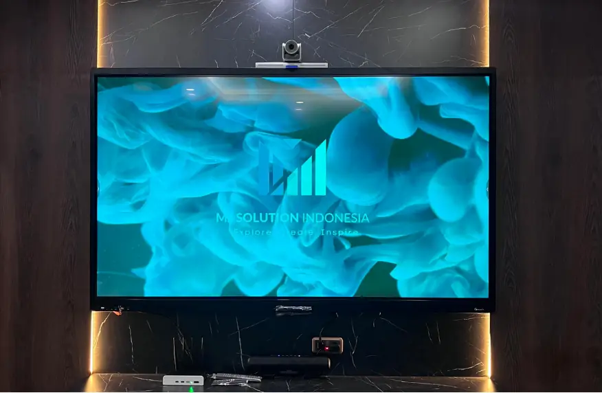 Army Headquarters Enhances Strategic Meetings with Advanced Interactive Whiteboard Technology-1
