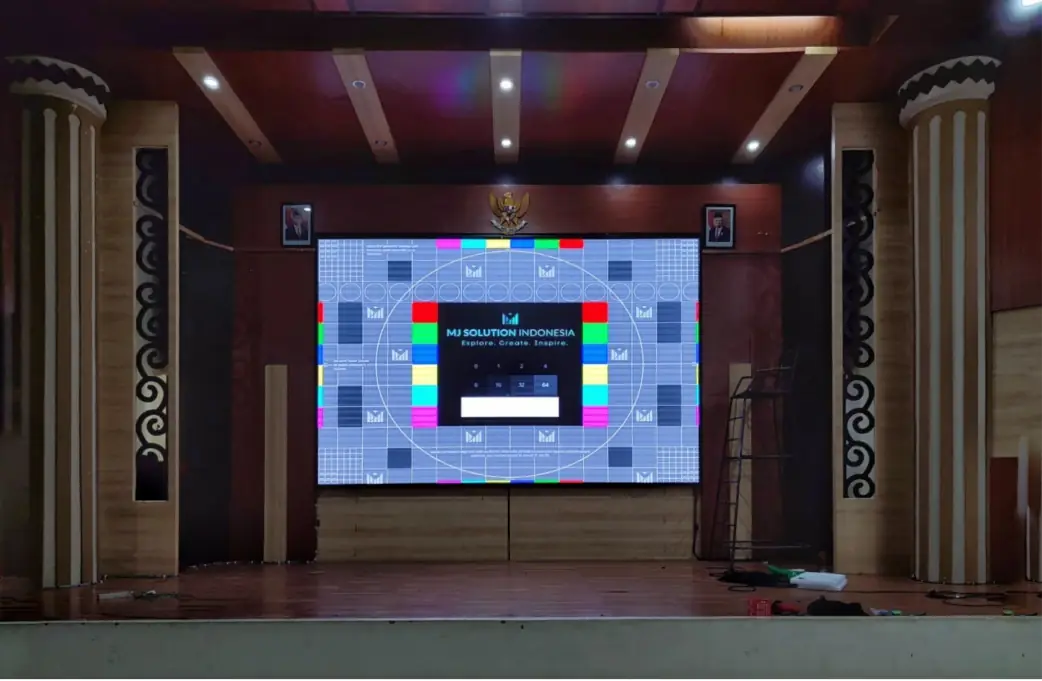 Making Presentations at Poltekkes Kemenkes Banjarmasin More Interactive with LED Display